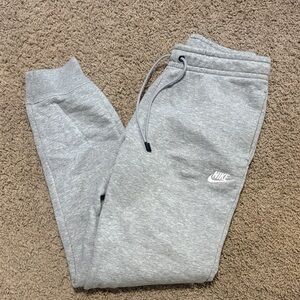 Nike Womens Light Gray Sweatpants/joggers